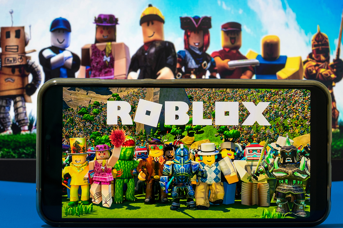 Roblox and Fortnite: Bridges to the Metaverse for Fashion Brands